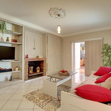 Stop Chez M Cozy # Qualite # Confort # Simplicite Pierre-Bénite Buitenkant foto