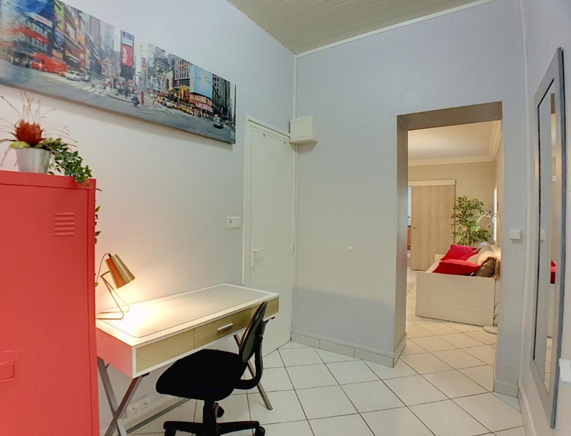 Stop Chez M Cozy # Qualite # Confort # Simplicite Pierre-Bénite Buitenkant foto