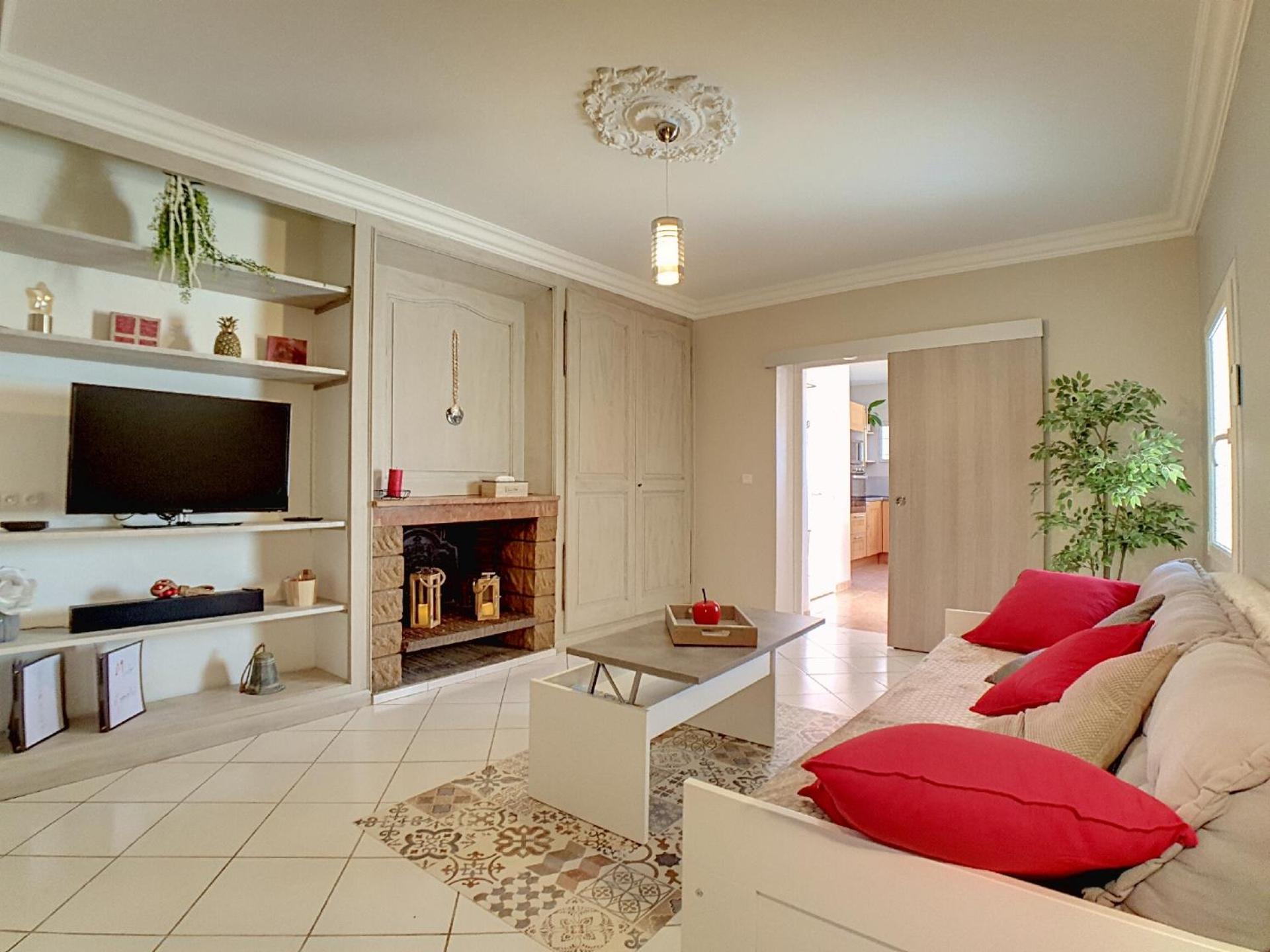 Stop Chez M Cozy # Qualite # Confort # Simplicite Pierre-Bénite Buitenkant foto